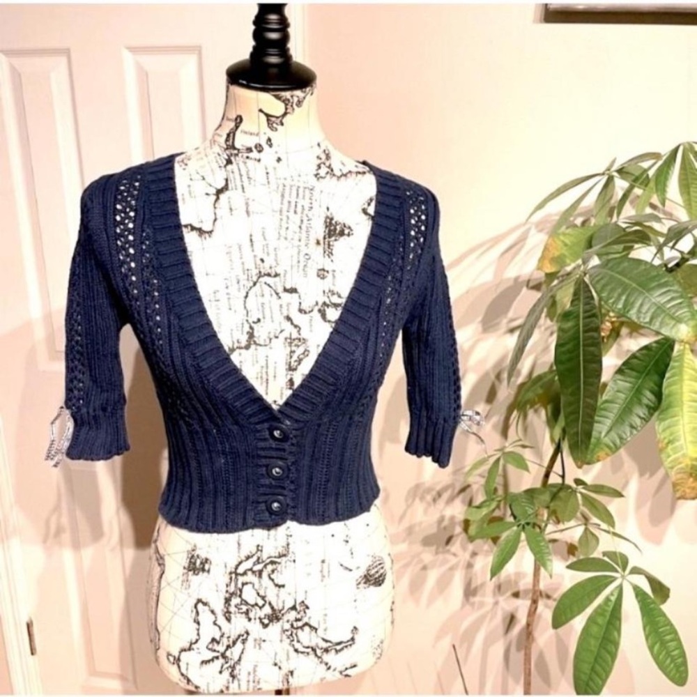 Vintage Y2K Guess Navy Blue Women's Sweater